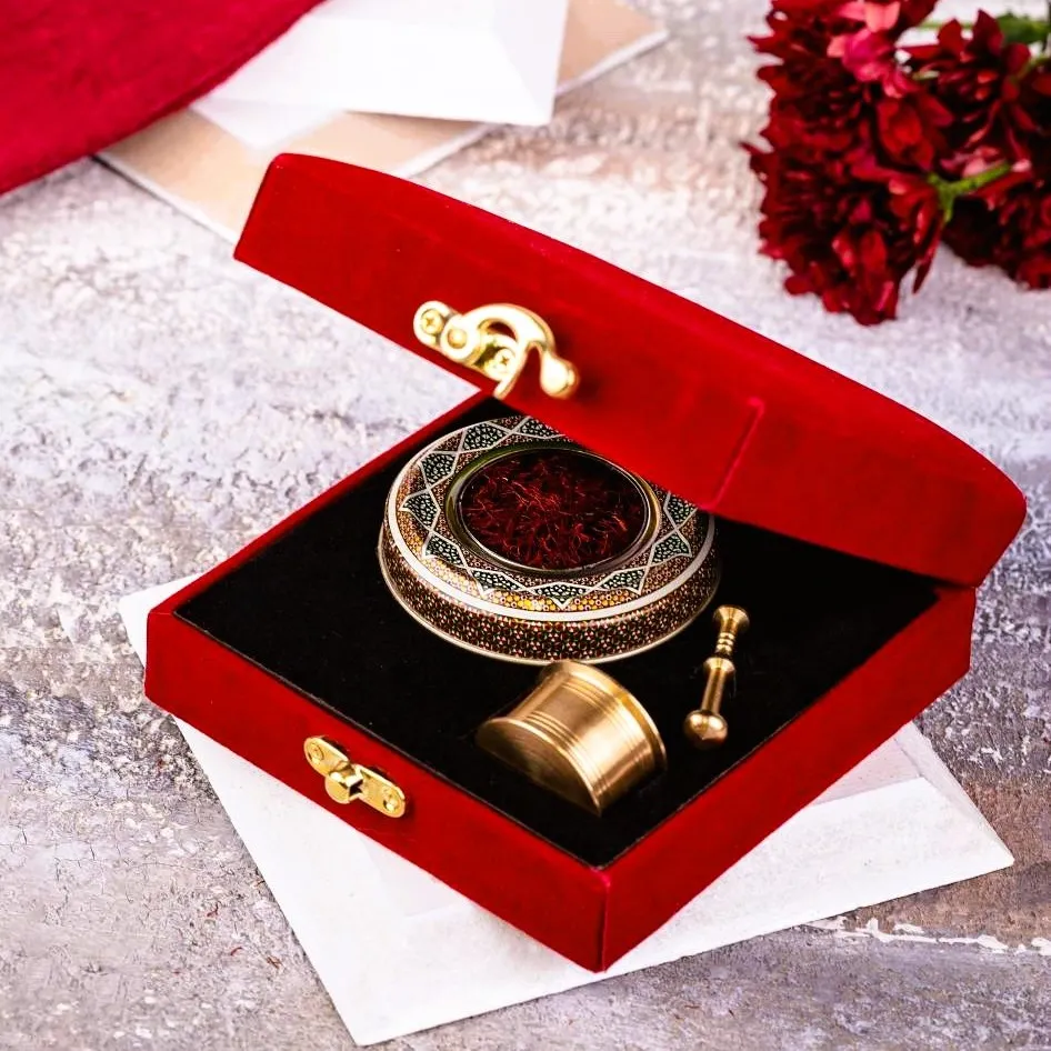 خرید زعفران اصل و اعلا بدون واسطه از فروشگاه زعفران طبسی