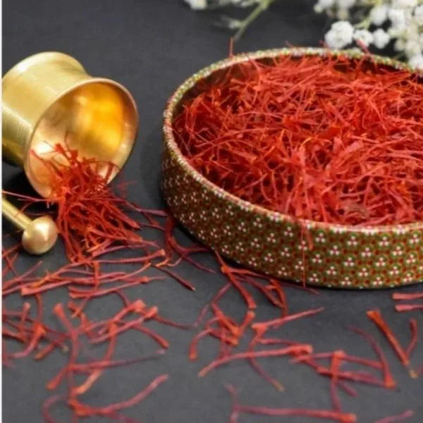 همه چیز درباره زعفران شبه نگین؛ کیفیت، کاربرد و راهنمای خرید